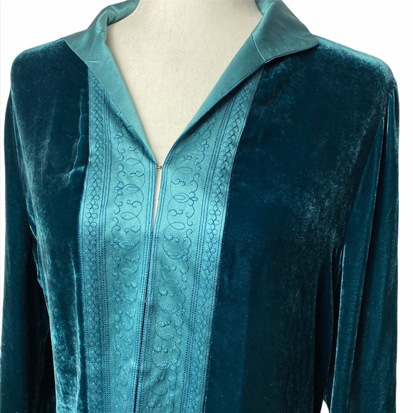 Soft Surroundings Robe - Picture 2 of 5